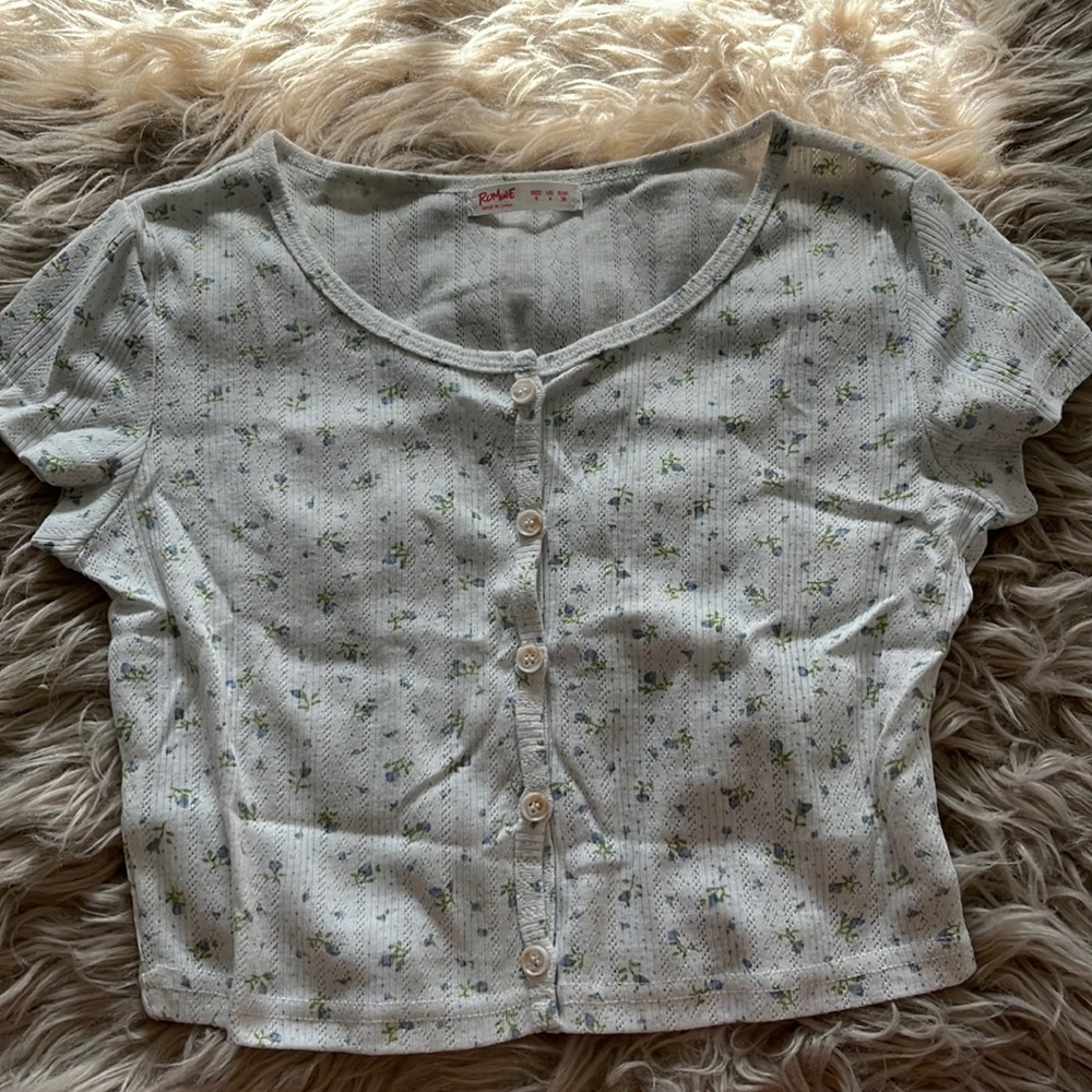 Small Romwe button-down short sleeve cardigan